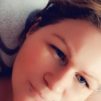 BlackDevil1278 aus 52***