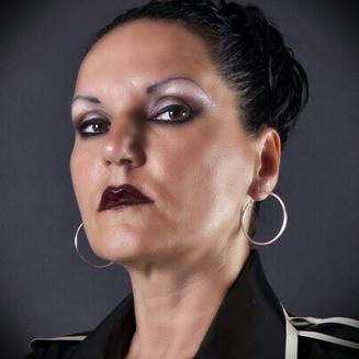 DominaSilviaSMBizarr aus 86***