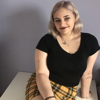 EvelynKiss aus 64***