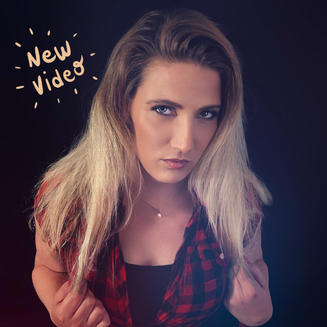 Julia Winter aus 27***