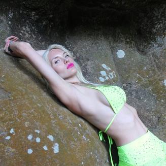 JuliaJules aus 20***