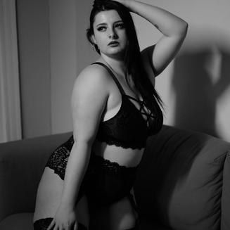 Lady Elisa aus 66***