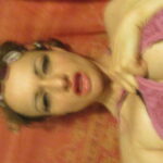 Linda Pornobabe aus 81***