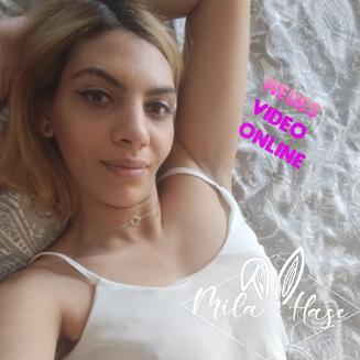 Mila Hase aus 60***