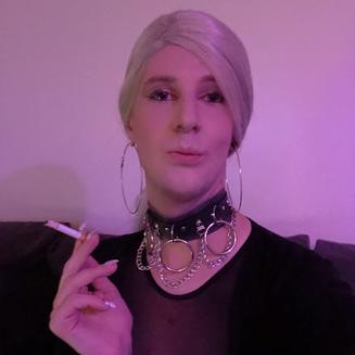 NicoleLuxxTV aus 53***